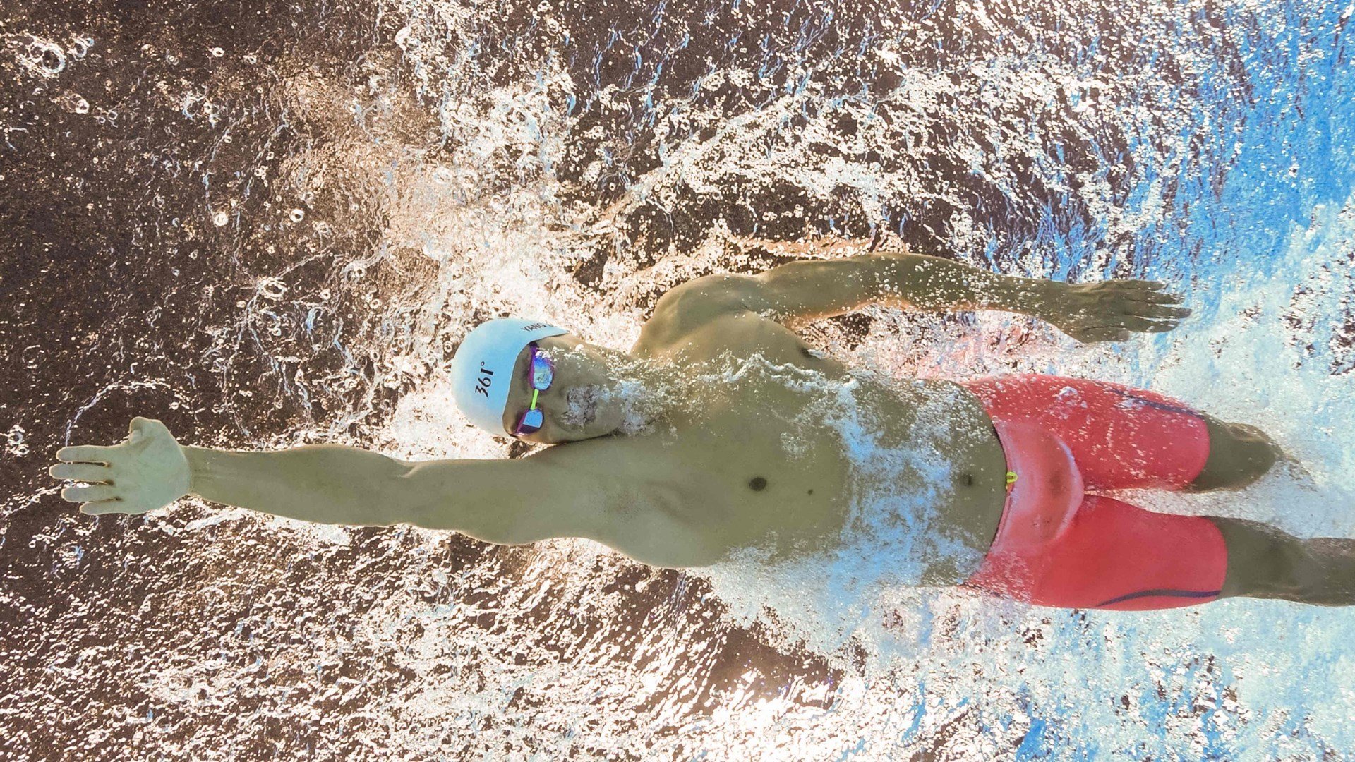 开云体育官方网站-劳塔罗独舞引领全队节奏，摩纳哥硬仗力克美国队—一场团队艺术的胜利